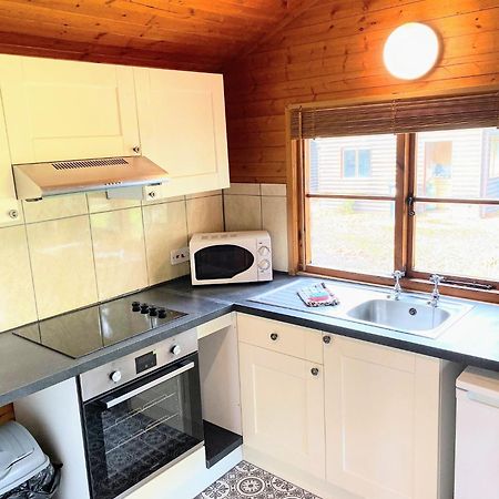 Villa Otter 4 Hot Tub - Huntersmoon-Warminster-Bath-Salisbury Esterno foto
